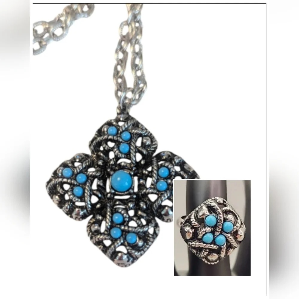 VTG 1973 Signed Avon Sierra Faux Turquoise Silver Tone Chain Pendant & Ring Set